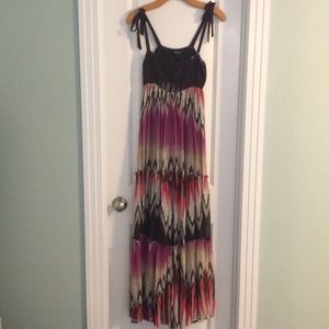 Bebe maxi dress